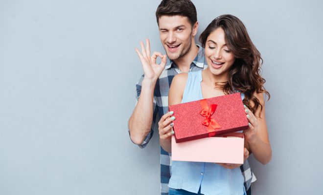 WHAT TO BUY YOUR GIRLFRIEND AS A GIFT IN SRI LANKA
